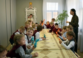 поколениев